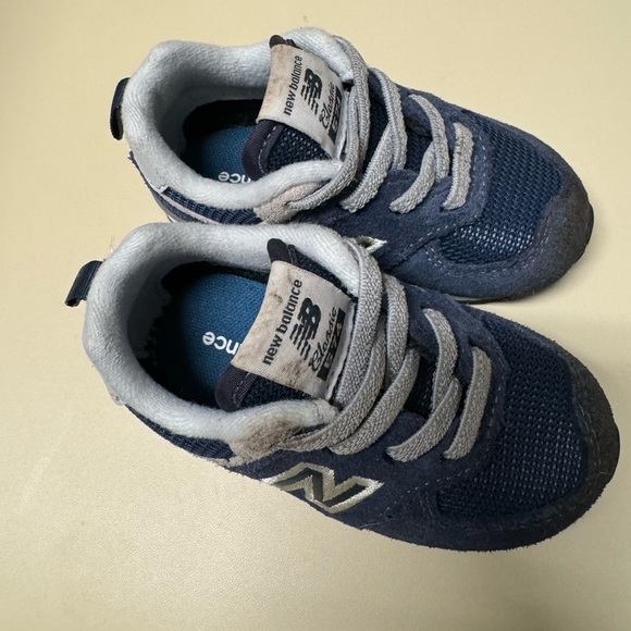 New balance 574 toddler shoes - Picture 3 of 7